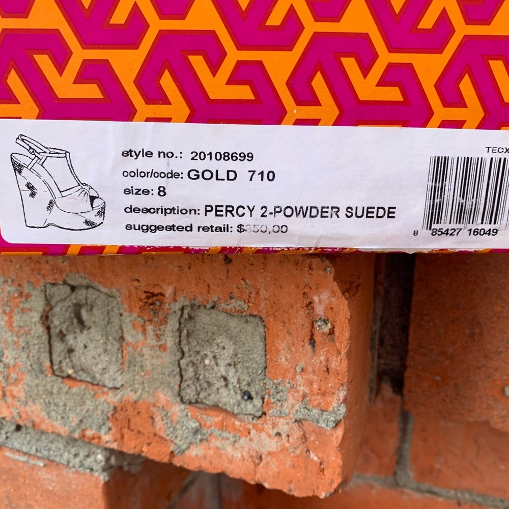 - Tory Burch gold shoes - Picture 9 of 10